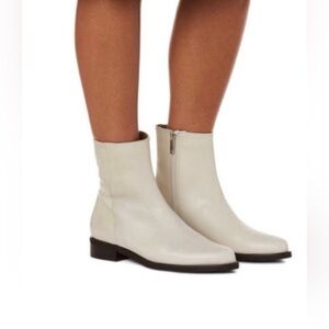 ✨ AQUATALIA ✨ GWENYTH Leather Zip On Bootie Sz 6.5